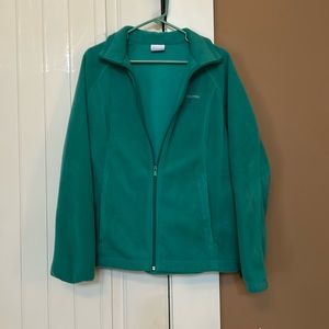 Women’s Cozy green Columbia zip up jacket, size Large